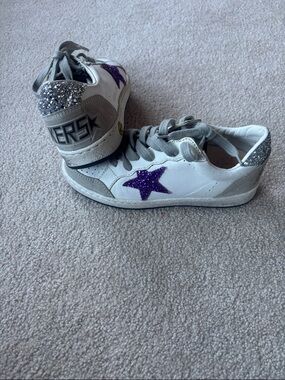 Golden Goose Kids White Sneakers with Purple Star Accent